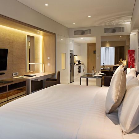 Oakwood Hotel & Residence Surabaya Kültér fotó