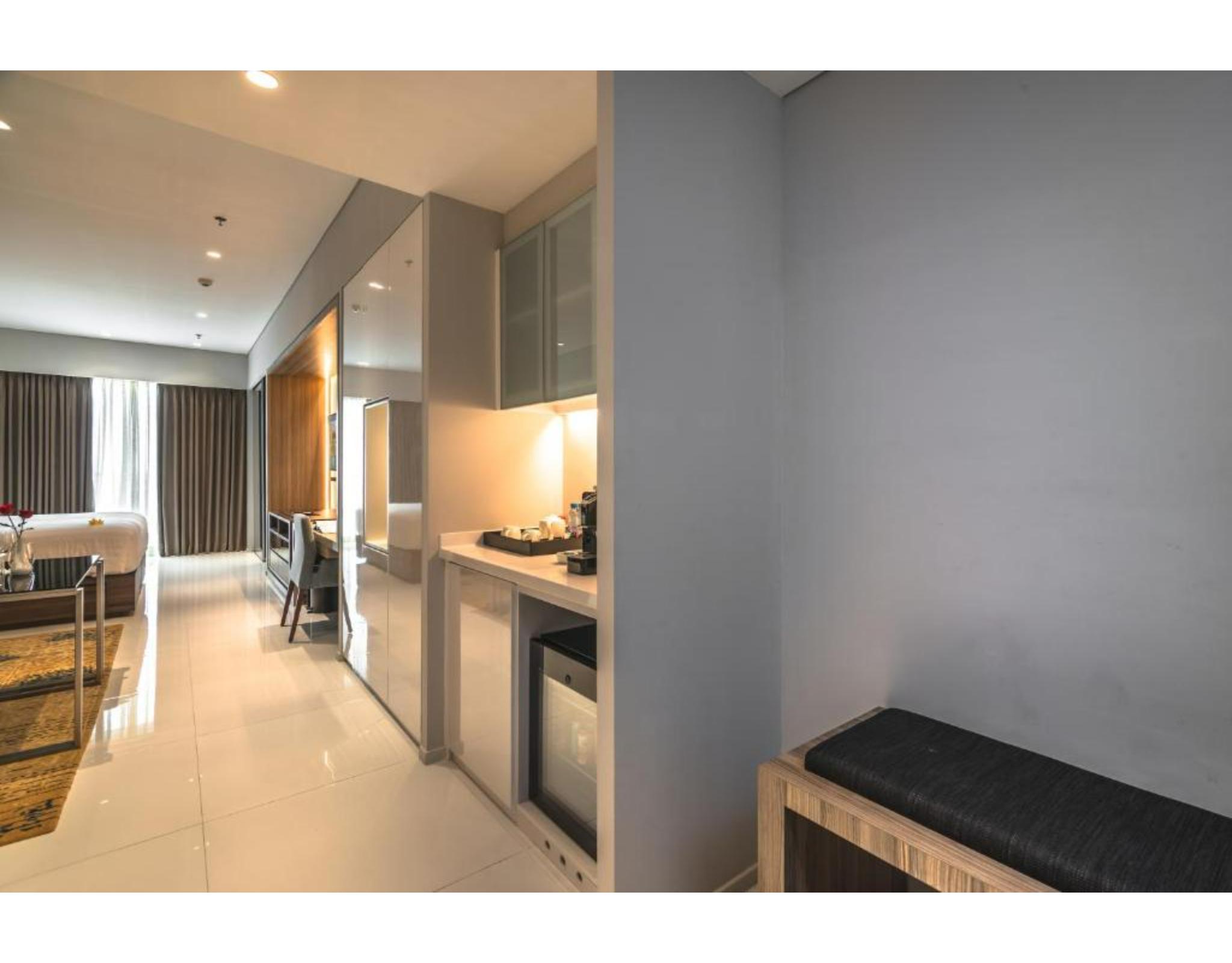 Oakwood Hotel & Residence Surabaya Kültér fotó