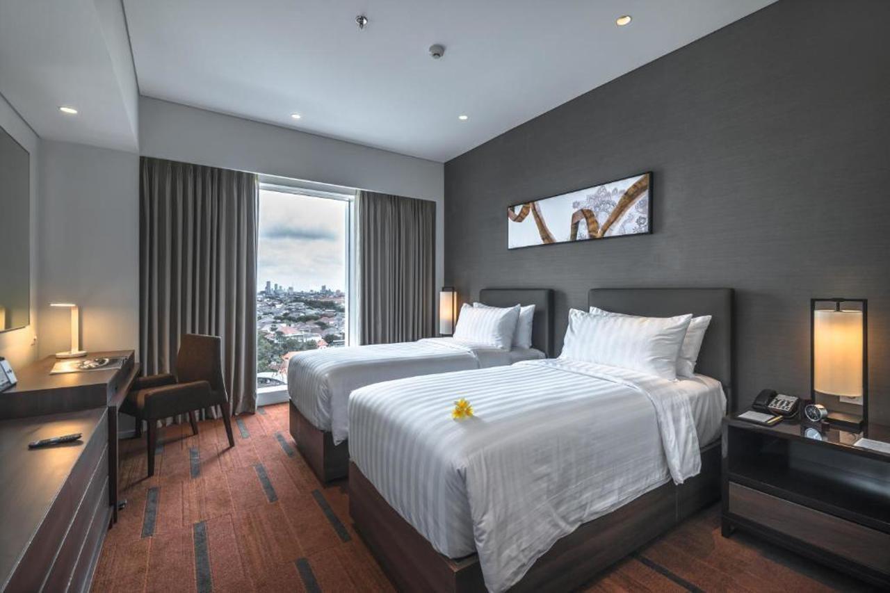 Oakwood Hotel & Residence Surabaya Kültér fotó
